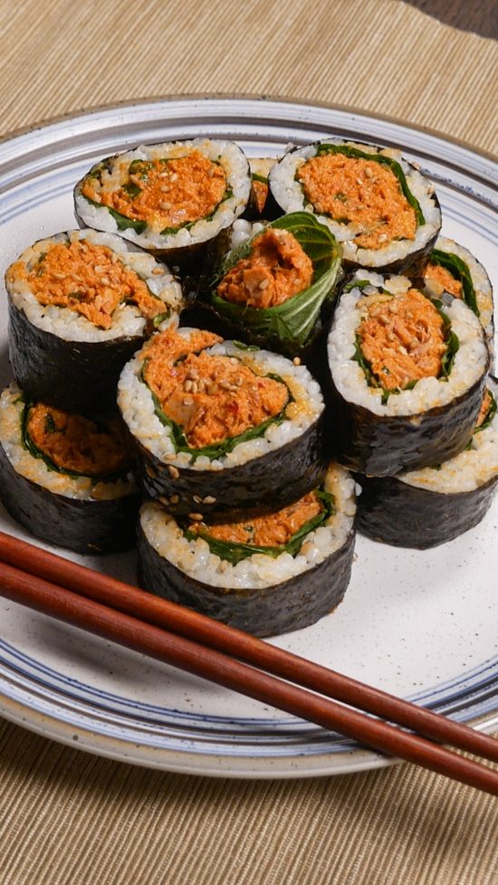 Easy Korean Spicy Tuna Kimbap Recipe Jecca Chantilly