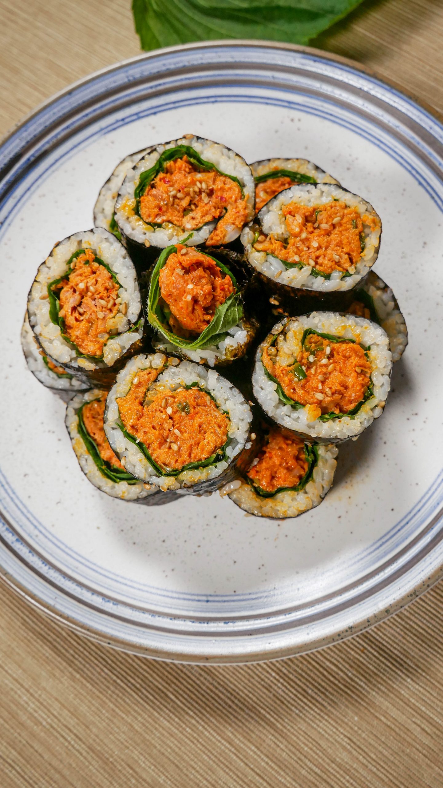 https://jeccachantilly.com/wp-content/uploads/2022/03/spicy-tuna-kimbap-2-compressed-scaled.jpg