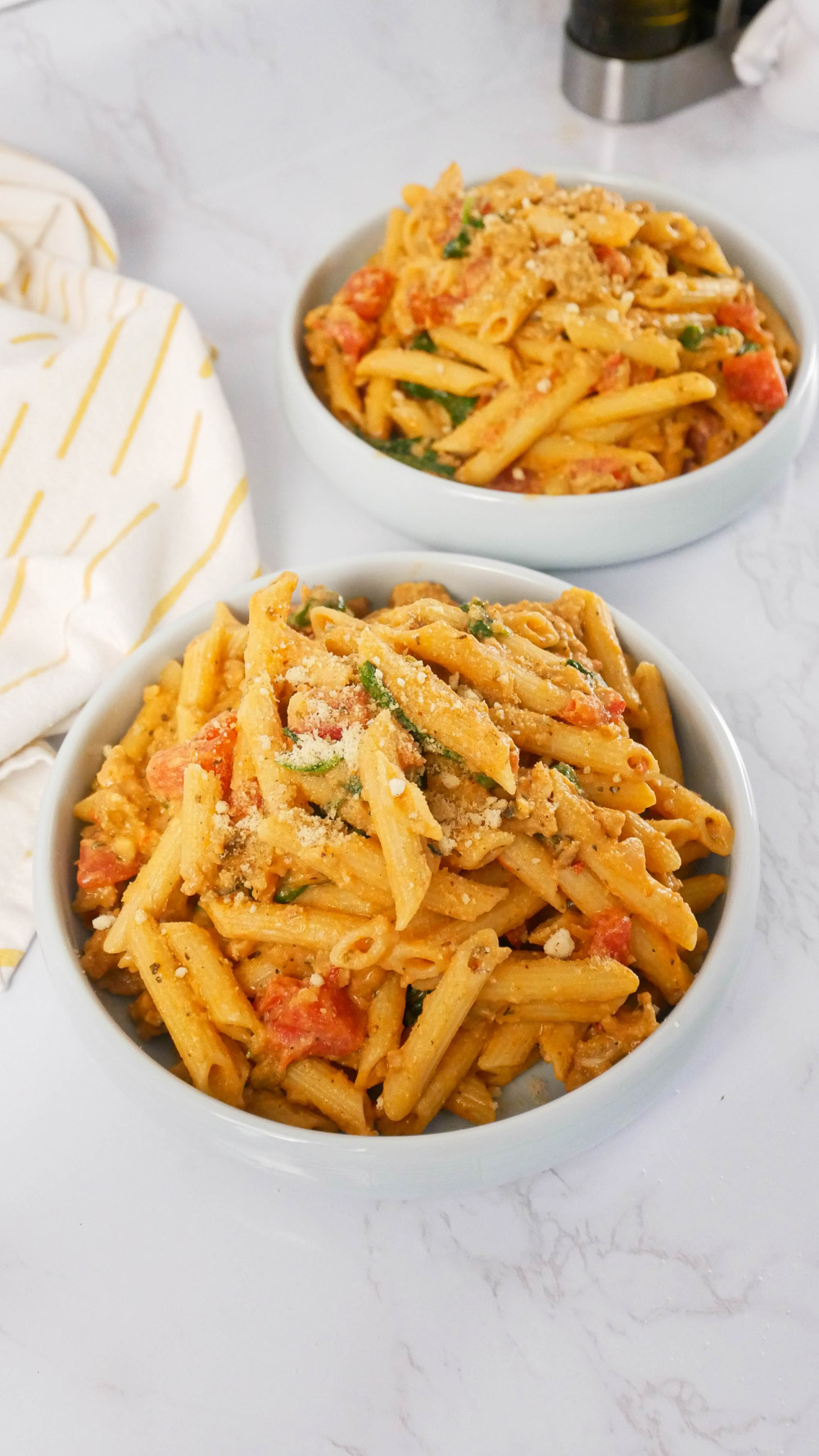 https://jeccachantilly.com/wp-content/uploads/2022/06/vegan-sausage-pasta.jpg