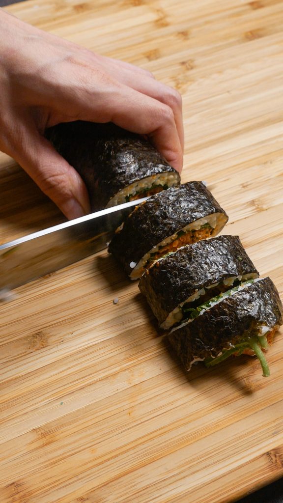 Easy Korean Spicy Tuna Kimbap - Jecca Chantilly