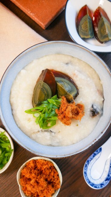 preserved-duck-egg-congee-2