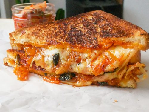 https://jeccachantilly.com/wp-content/uploads/2023/08/kimchi-grilled-cheese-sandwich-4-500x375.jpg