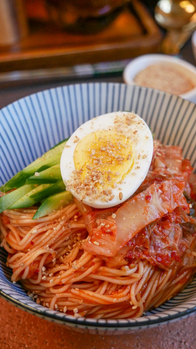 Korean Spicy Cold Noodles - 비빔면 [Bibim Myeon] - Jecca Chantilly