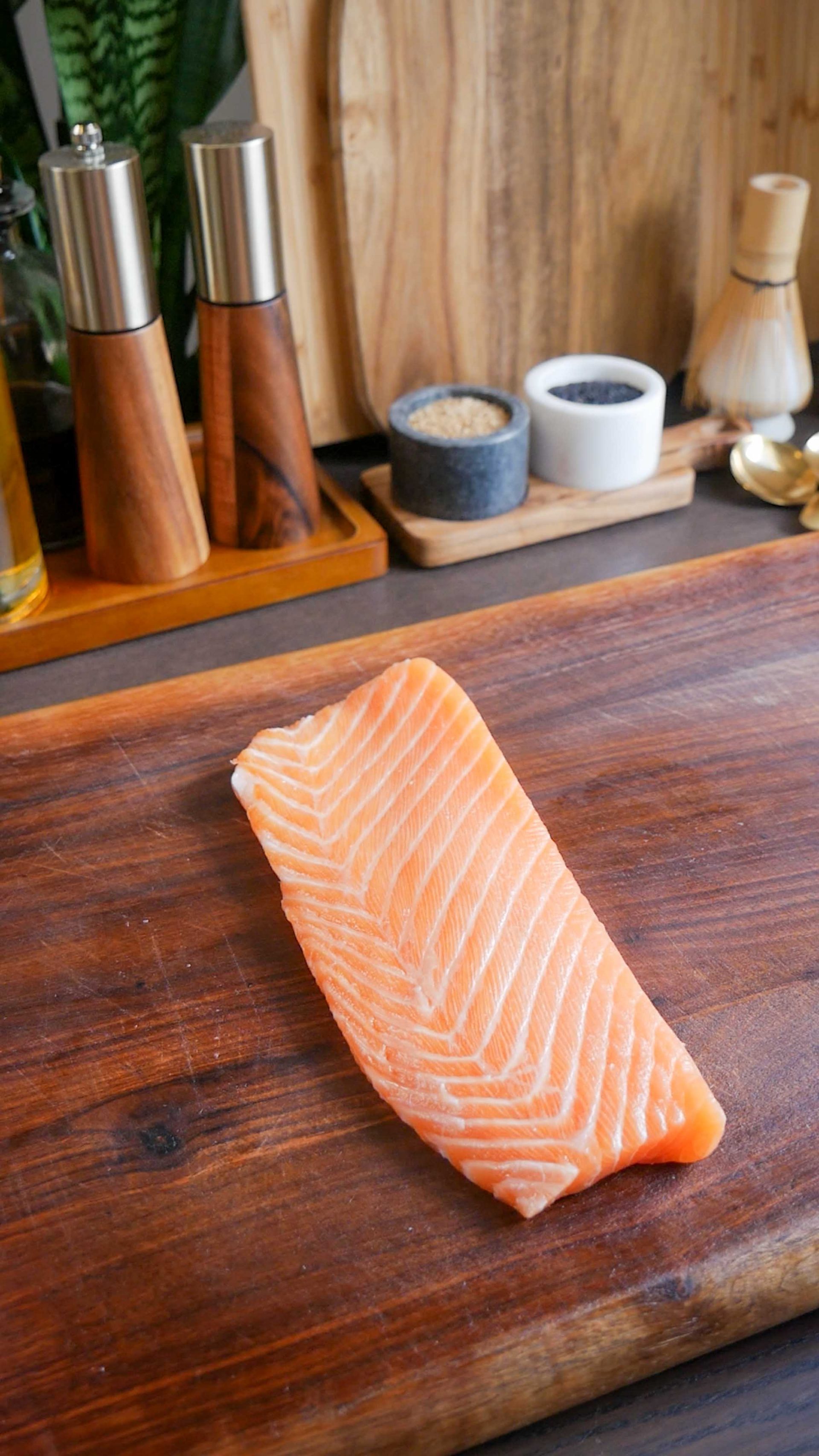 Easy Hawaiian Salmon Poke Recipe - Jecca Chantilly